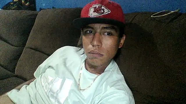 Snapshot of AlexAlejandro13 chatting on August 7, 4:14 am AlexAlejandro13 online show from August 7, 4:14 am