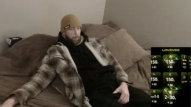 Snapshot of MaxRouger chatting on February 21, 5:19 am MaxRouger online show from February 21, 5:19 am