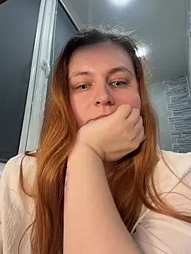 CandyShoopp online show from March 29, 8:09 pm