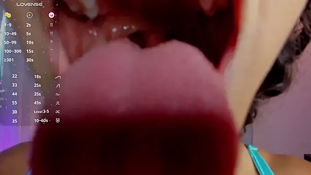 Snapshot of brianathompson chatting on November 7, 7:03 pm brianathompson online show from November 7, 7:03 pm