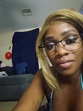 lollycoco online show from August 2, 1:42 pm