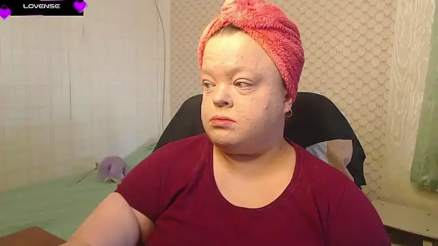 Janiffer MiMi online show from March 5, 9:38 am