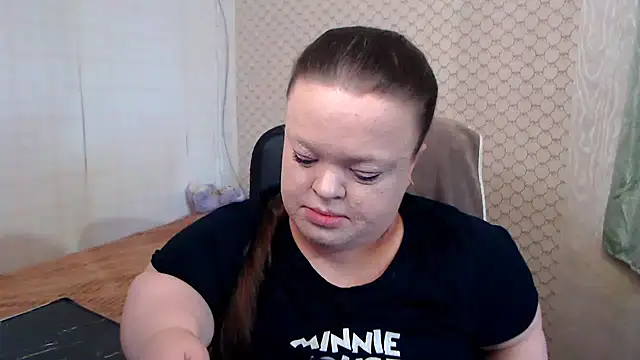 Janiffer MiMi online show from May 20, 4:13 pm