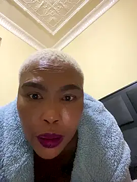 Snapshot of BADFATASS85 chatting on December 14, 7:07 pm BADFATASS85 online show from December 14, 7:07 pm