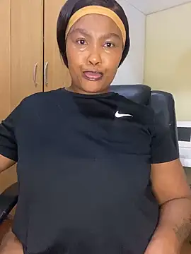 BADFATASS85 online show from February 24, 3:59 am