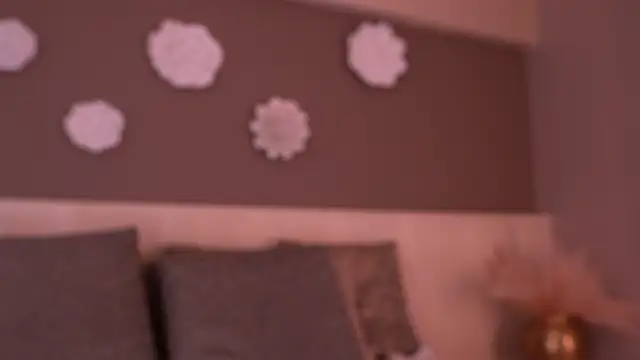 Snapshot of evamoretti chatting on February 13, 7:54 pm evamoretti online show from February 13, 7:54 pm