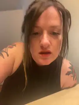 1-800-FUCKYOU online show from February 22, 7:45 am