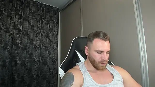 Snapshot of Thori92 chatting on December 6, 10:08 pm Thori92 online show from December 6, 10:08 pm