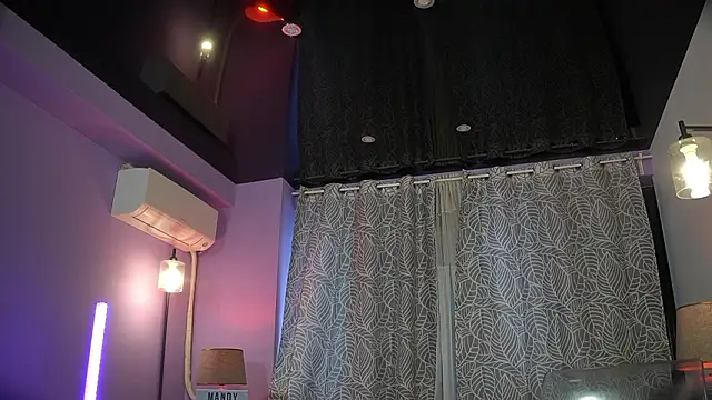 Snapshot of mandypeas chatting on February 14, 7:38 am mandypeas online show from February 14, 7:38 am