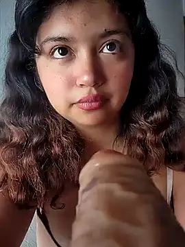 Snapshot of Peach_Girll chatting on February 8, 4:36 pm Peach Girll online show from February 8, 4:36 pm