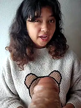 Snapshot of Peach_Girll chatting on February 26, 5:07 pm Peach Girll online show from February 26, 5:07 pm