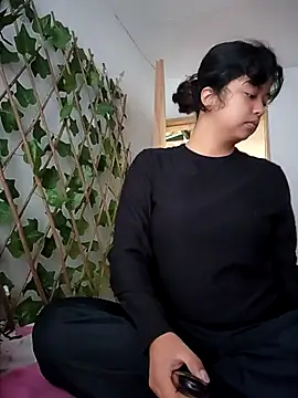 Snapshot of Peach_Girll chatting on March 20, 5:15 pm Peach Girll online show from March 20, 5:15 pm