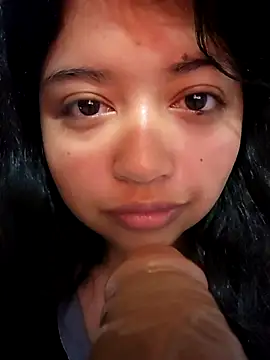 Snapshot of Peach_Girll chatting on October 20, 11:54 am Peach Girll online show from October 20, 11:54 am
