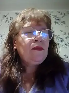 Snapshot of Mirra_Key chatting on December 8, 8:36 pm Mirra Key online show from December 8, 8:36 pm