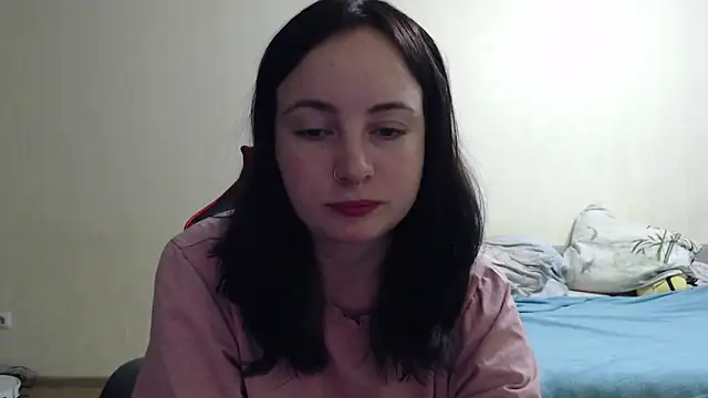 Snapshot of Laralianna chatting on October 22, 4:18 pm Laralianna online show from October 22, 4:18 pm