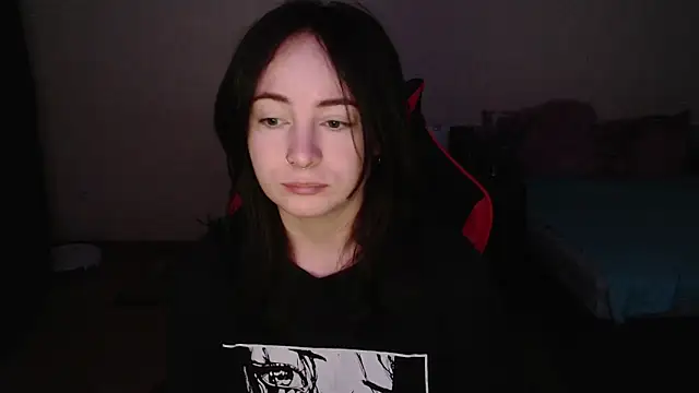 Snapshot of Laralianna chatting on November 20, 2:23 am Laralianna online show from November 20, 2:23 am