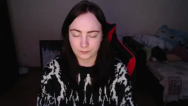 Snapshot of Laralianna chatting on January 13, 4:51 am Laralianna online show from January 13, 4:51 am