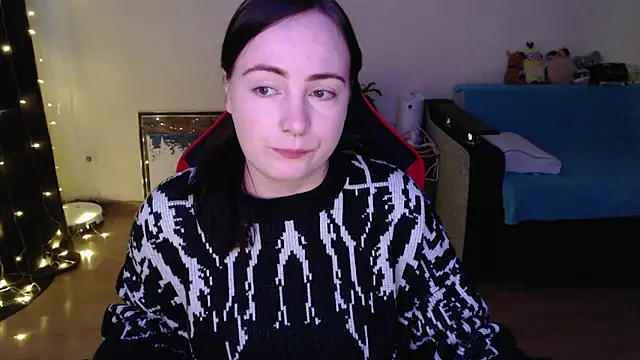 Snapshot of Laralianna chatting on January 14, 7:03 am Laralianna online show from January 14, 7:03 am