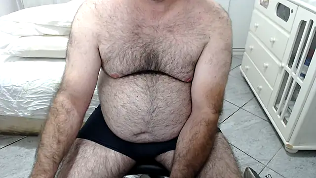 MysterBearMG online show from November 28, 11:40 pm