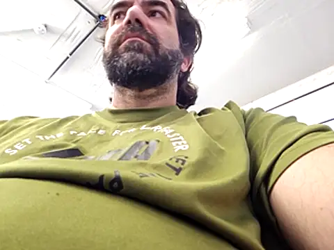 MysterBearMG online show from May 8, 3:39 pm