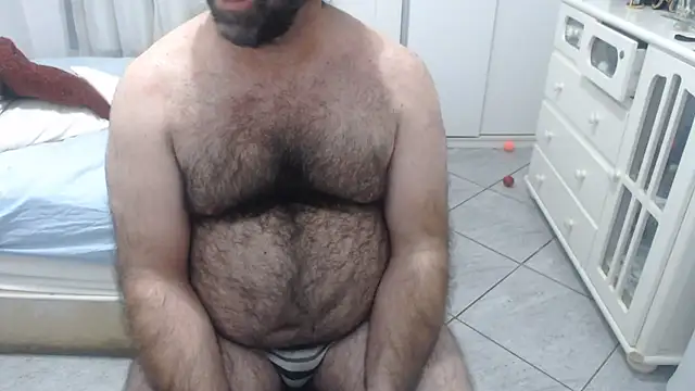 Snapshot of MysterBearMG chatting on July 20, 2:37 am MysterBearMG online show from July 20, 2:37 am