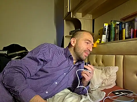 theSmallest-dick online show from November 4, 6:56 am