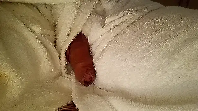 Snapshot of Remstr chatting on January 14, 9:42 pm Remstr online show from January 14, 9:42 pm