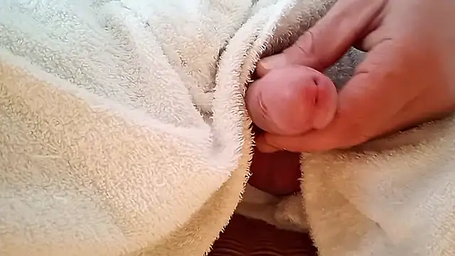 Snapshot of Remstr chatting on February 17, 11:40 am Remstr online show from February 17, 11:40 am