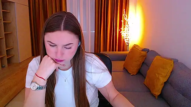  Mia Adams online show from March 22, 7:23 am