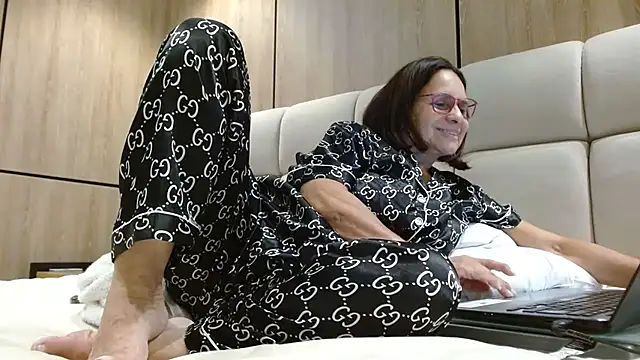 martha mature online show from January 3, 3:27 am