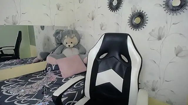 Snapshot of cum_bigass chatting on October 14, 12:06 pm cum bigass online show from October 14, 12:06 pm