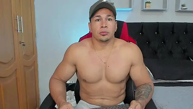 tyler hank01 online show from November 27, 7:05 pm