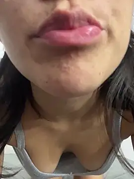 Ninnfa online show from February 28, 3:26 pm