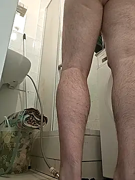 Snapshot of sile2000nou chatting on November 22, 4:22 am sile2000nou online show from November 22, 4:22 am