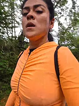 Hannah-grace online show from November 7, 11:54 am