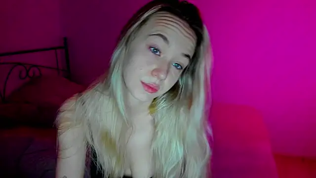 Snapshot of SexyCocobutt chatting on January 23, 6:06 am SexyCocobutt online show from January 23, 6:06 am