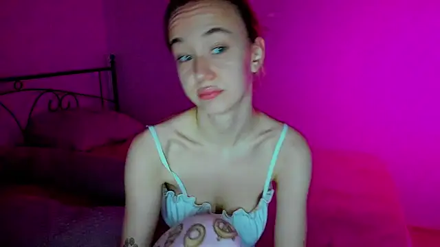 Snapshot of SexyCocobutt chatting on January 25, 6:34 am SexyCocobutt online show from January 25, 6:34 am