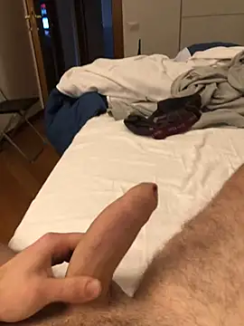 Snapshot of MagicKenzo99 chatting on March 11, 4:18 pm MagicKenzo99 online show from March 11, 4:18 pm