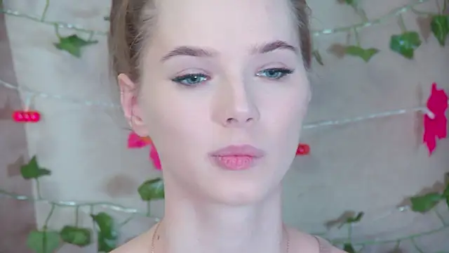 GentleRossi online show from October 8, 3:20 pm