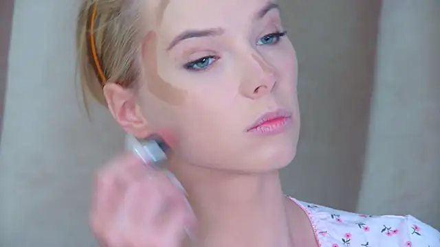 GentleRossi online show from December 18, 1:50 pm