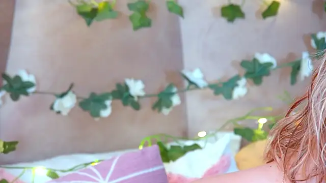 GentleRossi online show from April 18, 3:16 pm