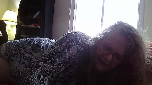 Snapshot of DestineeLoverGirl chatting on March 26, 12:22 pm DestineeLoverGirl online show from March 26, 12:22 pm