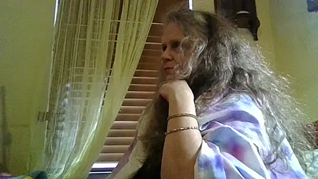 DestineeLoverGirl online show from June 18, 1:59 pm