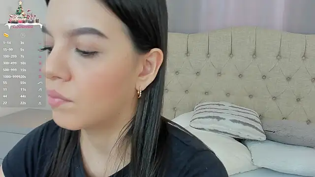 Snapshot of Beautyari_ chatting on January 7, 12:09 pm Beautyari online show from January 7, 12:09 pm