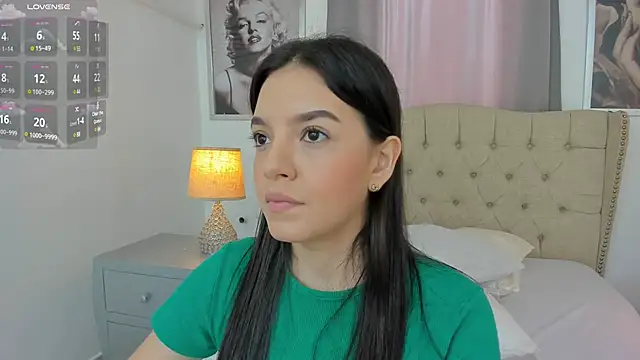 Snapshot of Beautyari_ chatting on March 18, 12:14 pm Beautyari online show from March 18, 12:14 pm