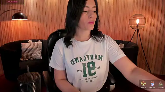 Snapshot of JennaOlsonX chatting on November 20, 6:40 pm JennaOlsonX online show from November 20, 6:40 pm