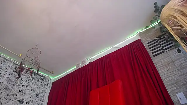 hornytsblonde online show from February 11, 1:27 pm