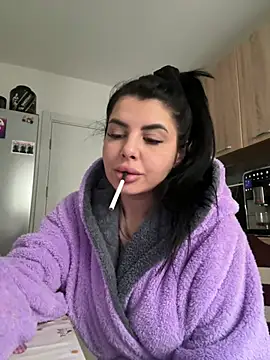 Snapshot of Scarlett-Dream chatting on January 23, 7:22 am Scarlett-Dream online show from January 23, 7:22 am