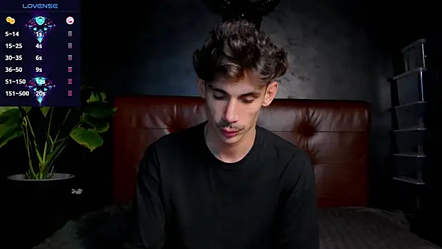 DanielCrush1 online show from November 1, 2:52 pm