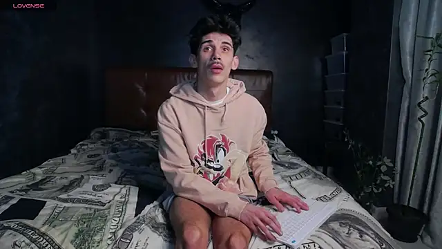 DanielCrush1 online show from February 20, 6:48 am